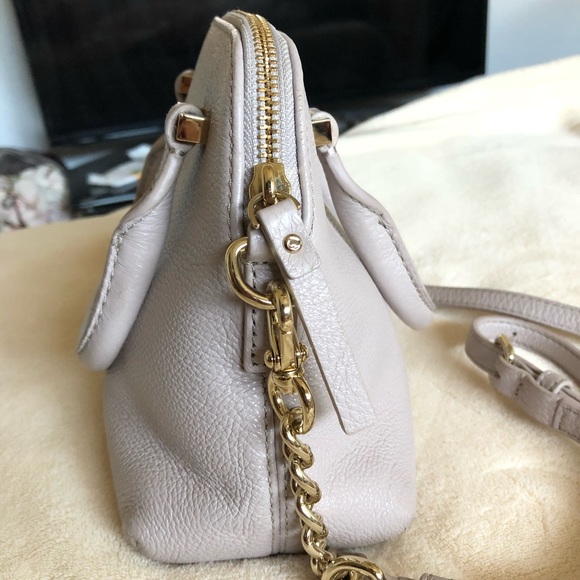 ♠️KATE SPADE CEDAR STREET MAISE CROSSBODY BAG♠️ - Picture 3 of 8